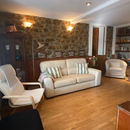 Villa Paraes Nava Exterior foto