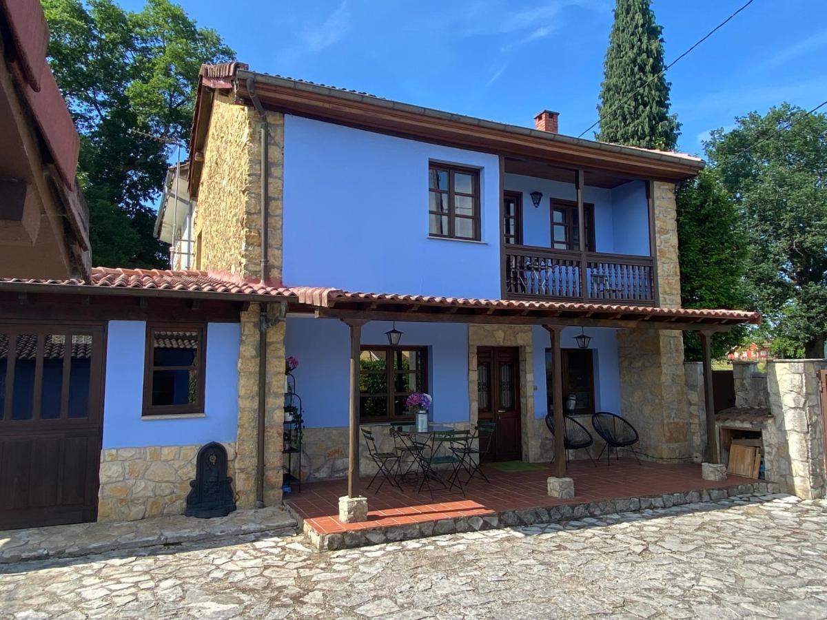 Villa Paraes Nava Exterior foto